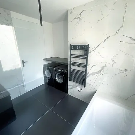 Apartment Du Carnot - Terrasses Et Jardins La Rochelle (Charente-Maritime)